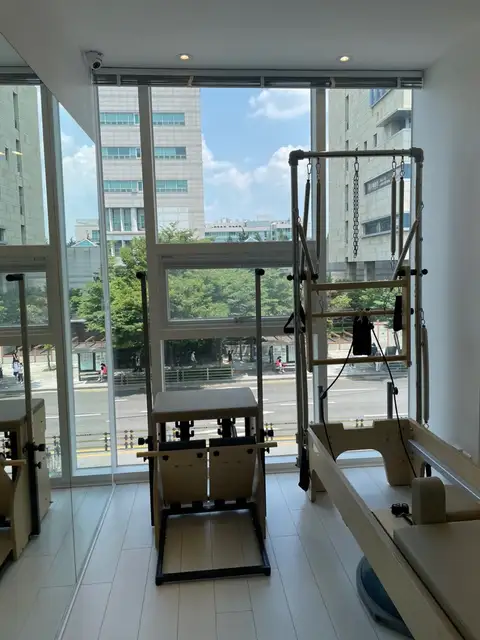 이브필라테스W 건대3호점 사진 2