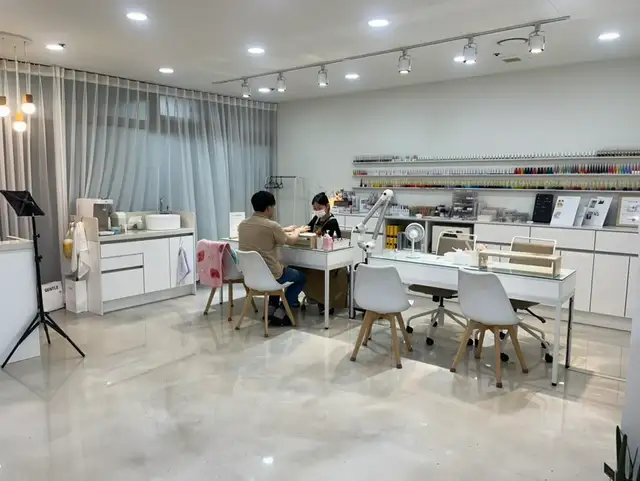 네일아네모네 사진 4