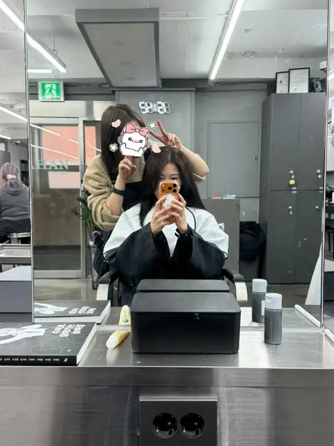 우아한헤어 홍대서교점 사진 7