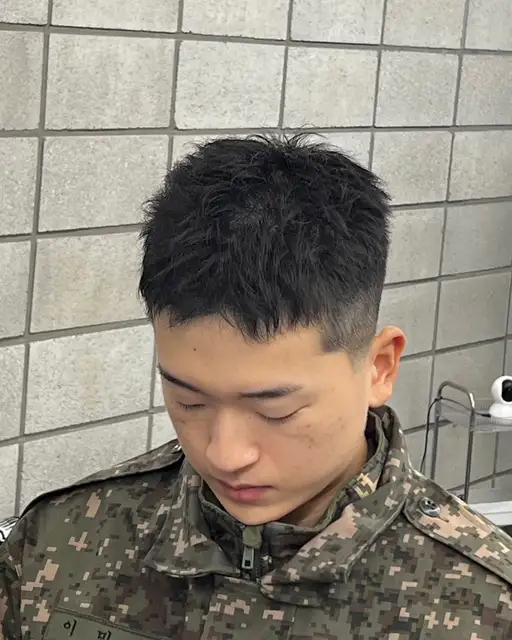 식스센스스페이스 맨즈헤어 컷츠 홍대합정점 사진 2