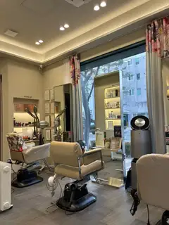 아뜰리에 봄 상수역점 사진