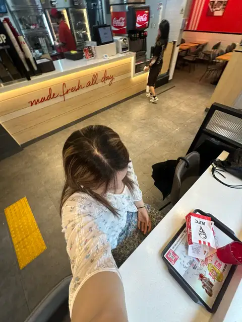 헤어더뷰 홍대입구역점 사진 7