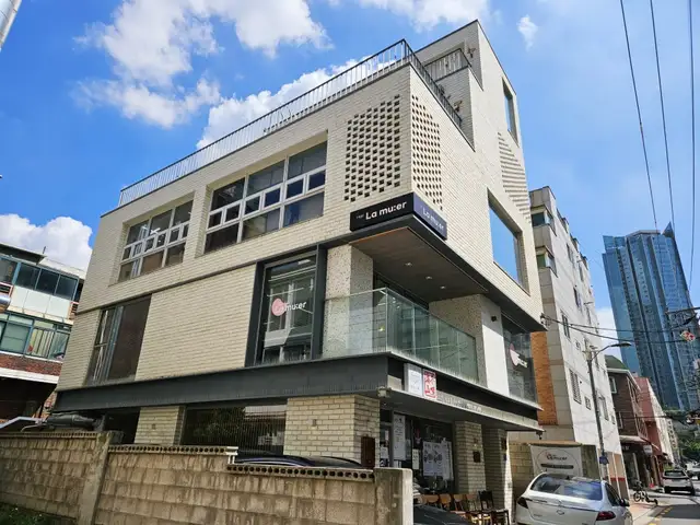 라뮤어 합정점 사진 4