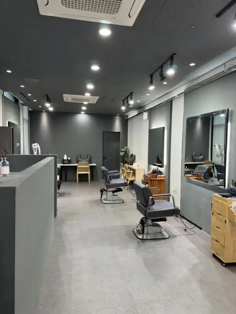 큐알맨즈헤어 마곡점 사진 4