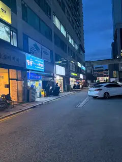 본연래쉬 사진