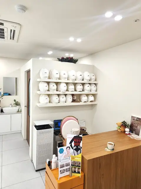 퓨어스킨테라피 사진 5