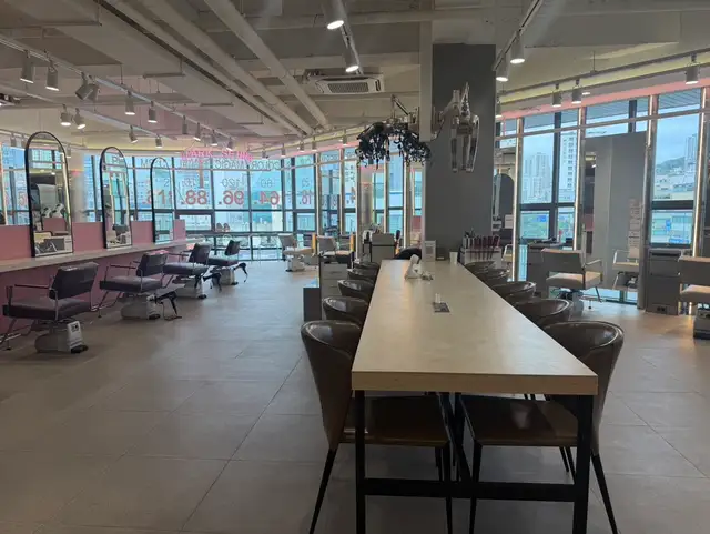 박승철헤어스투디오 서면전포점 사진 2