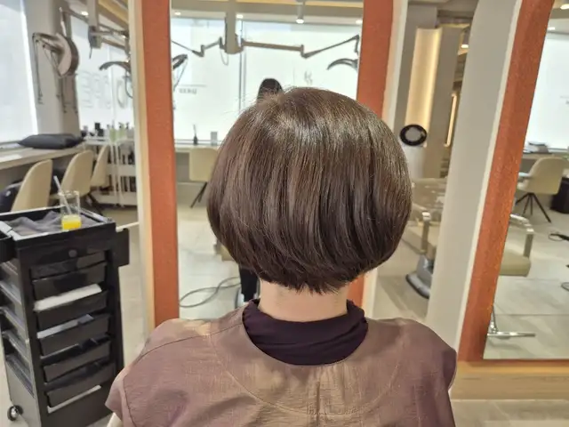 헤어더뷰 발산역점 사진 1