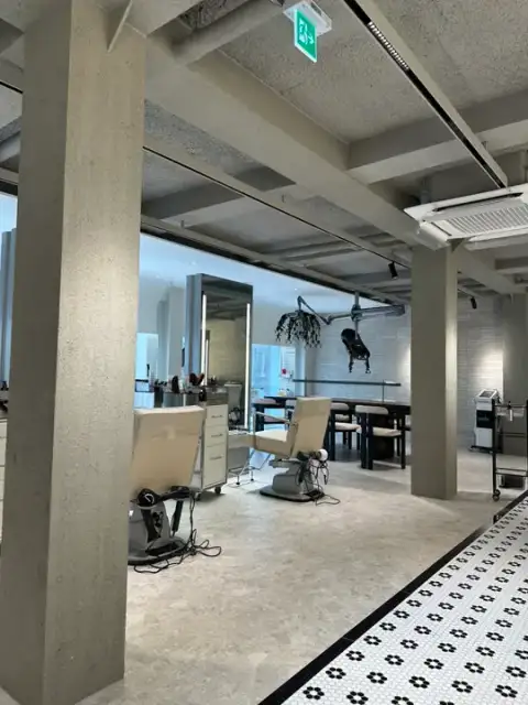 준오헤어 성수역2호점 사진 6