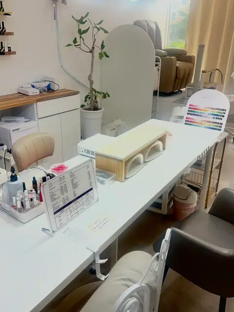 윤블링네일 사진 8