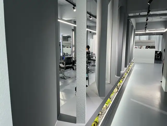 포뷰트맨즈헤어 건대1호점 사진 8
