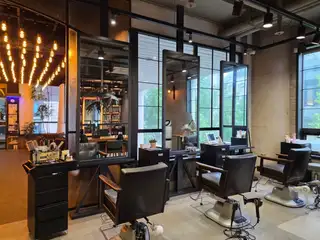 준오헤어 홍대입구역점 사진
