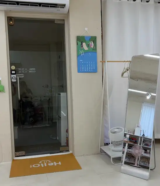 꾸오 네일 홍대점 사진 4