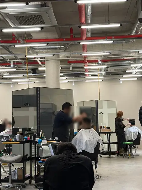 와드 홍대점 사진 6