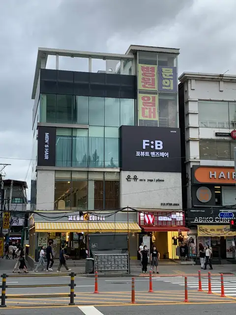 포뷰트맨즈헤어 건대1호점 사진 6