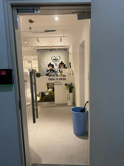 네일포시즌 상수본점 사진 6