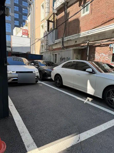 더데이즈헤어 홍대점 사진 6