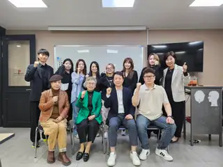 엘라비 사진