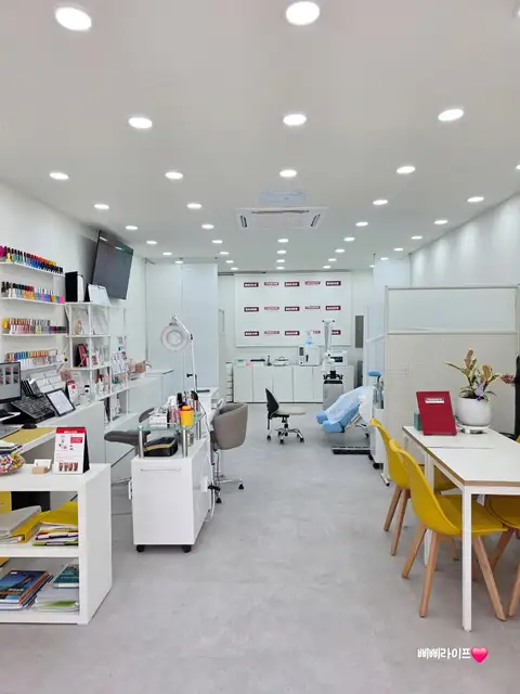 더네일 앤푸스 순천점 사진 8