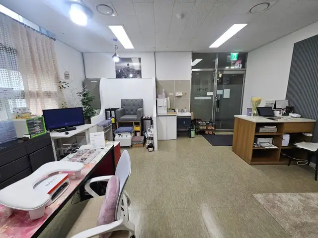 예쁜손 예쁜눈 사진 2