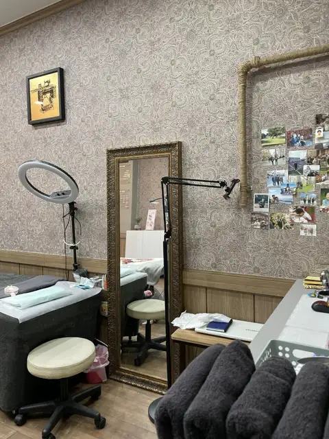 롱롱아이래쉬 명륜점 사진 8