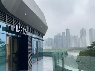 바츠 사진
