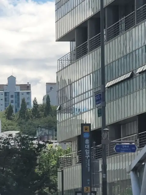 살롱드티에드 사진 2