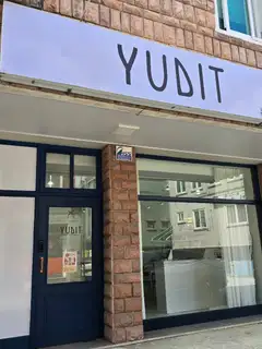 유디트왁싱 사진