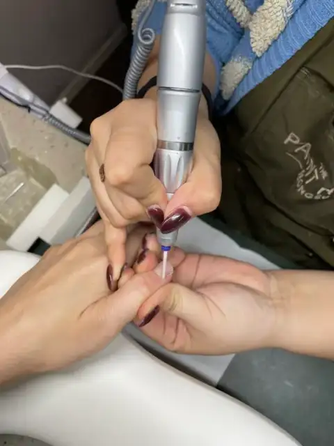 페인트네일 사진 3