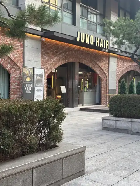 준오헤어 성수역점 사진 2