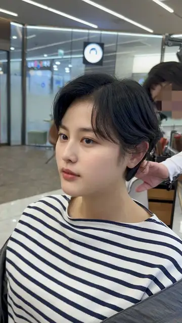 박승철헤어스투디오 용산센트럴파크몰점 사진 7
