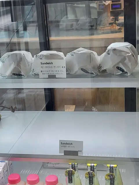 네일델루나 청라점 사진 2