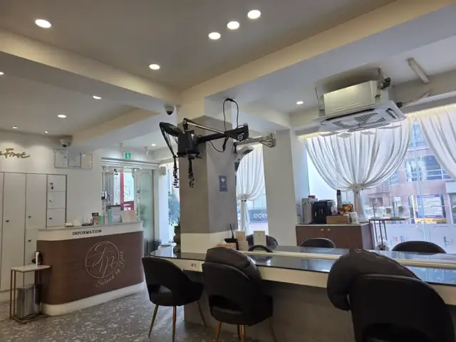 살롱드바이퍼스트 성신여대역본점 사진 8