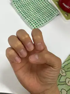 네일, 히리 사진
