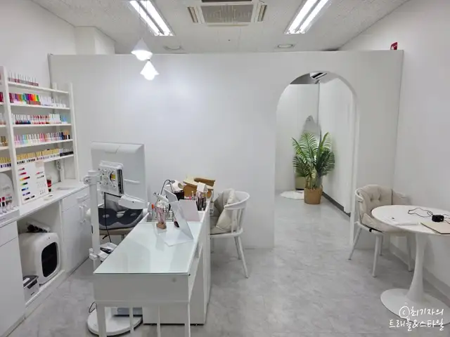 네일루체 마곡점 사진 8
